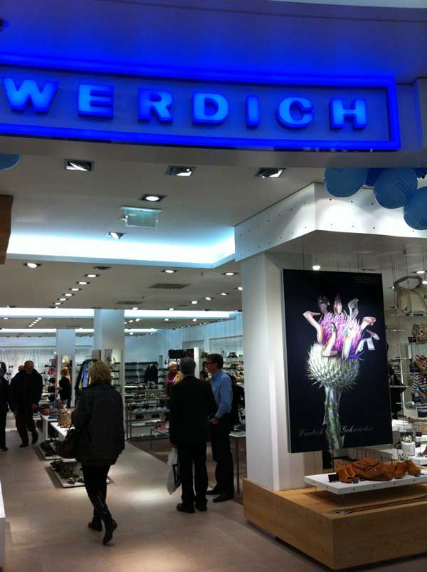 WERDICH –
Das Schuhhaus in Sindelfingen / Breuningerland WERDICH – Das Schuhhaus in Sindelfingen /
Breuningerland