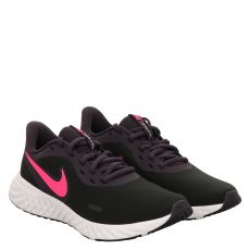  Nike, Revolution 5, Textil-Sportschuh in schwarz für Damen