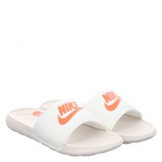  Nike, Nikevictorioneslide, Kunstleder-Fußbettschuh in weiß für Damen