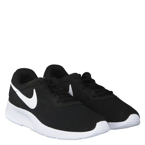 Nike Tanjun Sneaker in schwarz fur Herren