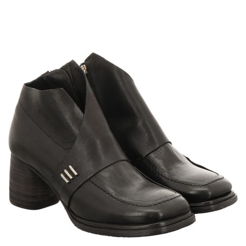 AS 98 (AIRSTEP), DIZA, SCHWARZ