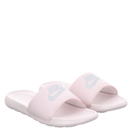 NIKE, NIKE VICTORI ONE, ROT